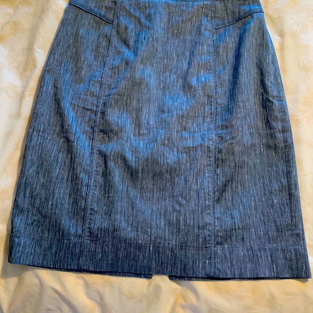 White House Black Market pencil skirt